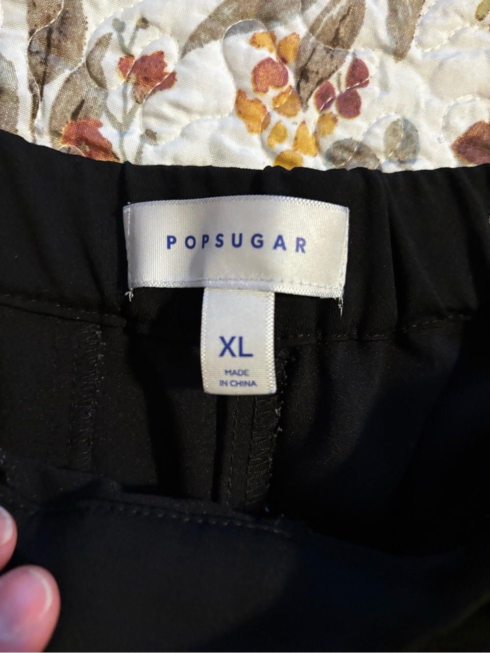 POPSUGAR Black Elastic Waist Cropped pants- XL